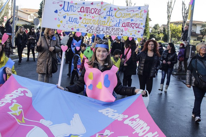 Ingrandisci la foto